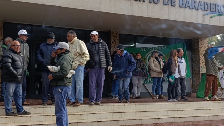 Baradero: Protesta por incumplimientos del municipio y audiencia en trabajo