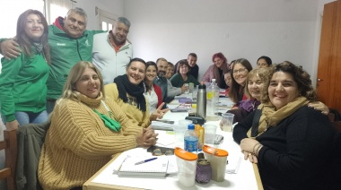 Nueva reglamentación para auxiliares de la Educación: reunión en la regional centro de la provincia