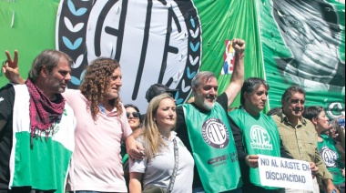 Jornada histórica contra los despidos: ATE bonaerense encabezó la movilización al Ministerio de Economía